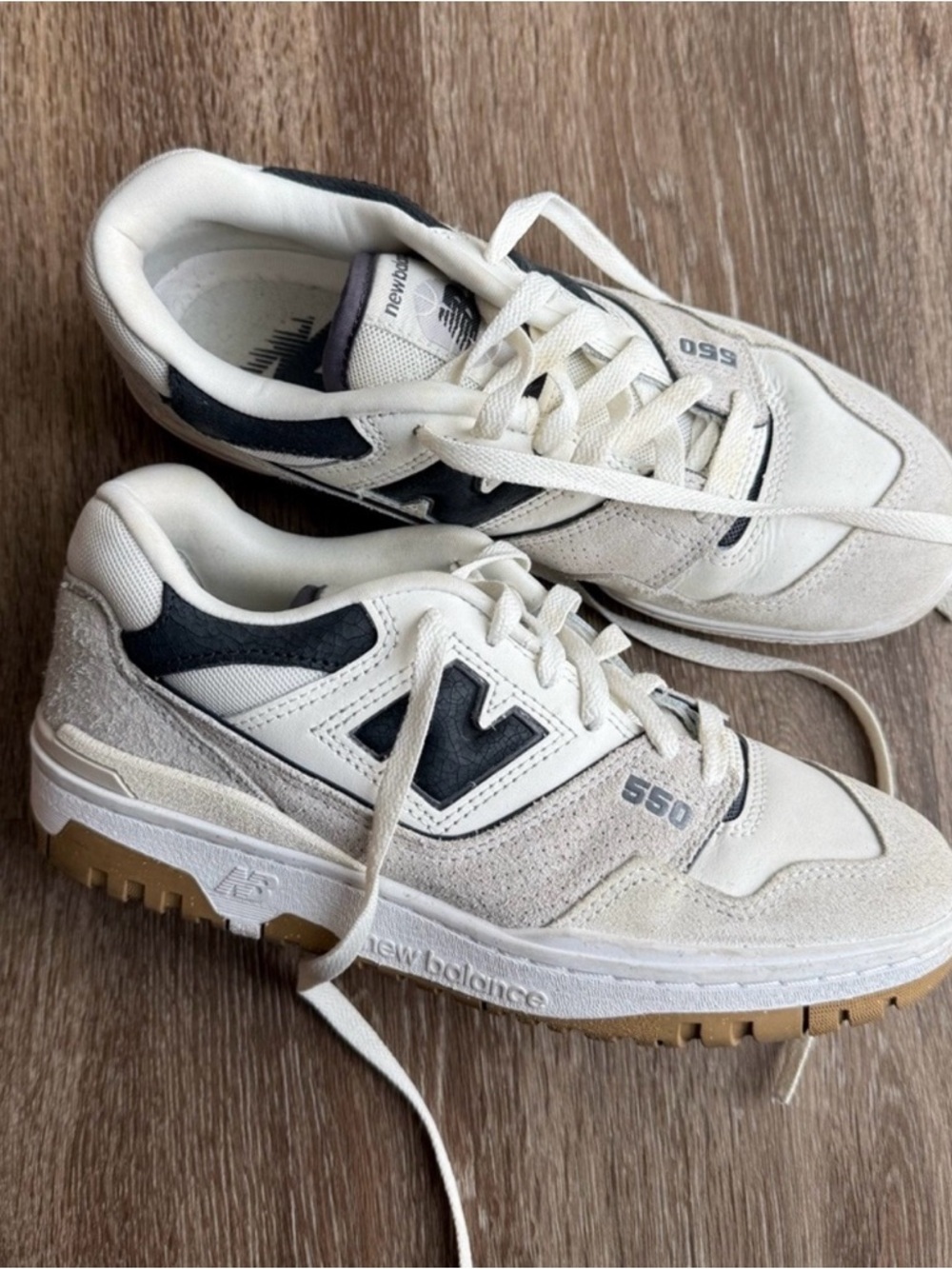 New Balance 550 Women's White, Navy & Gum Retro Trainer